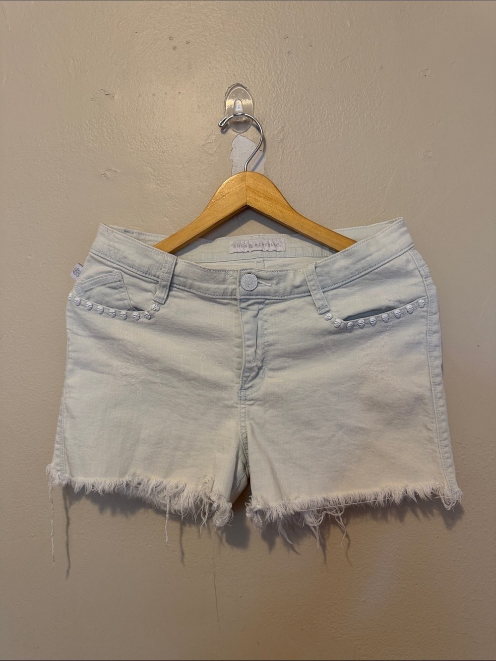 Rock & Republic White Frayed Hem Denim Shorts